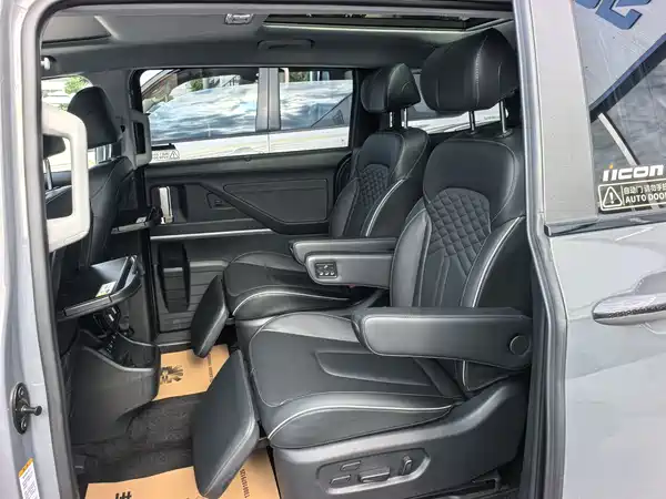 Hyundai Custin 2024