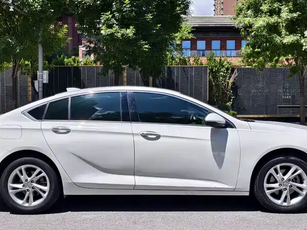 Buick Regal 2020