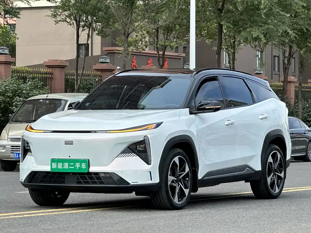 Geely Galaxy L7 2023 — фото 1