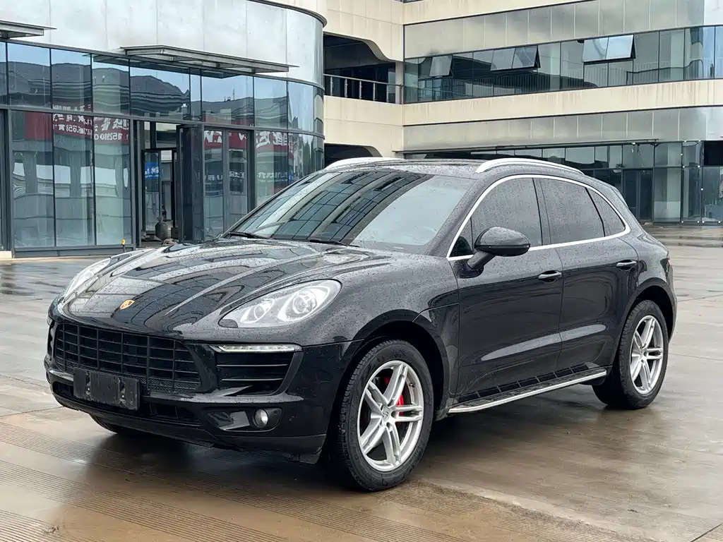 Porsche Macan 2015 — фото 1