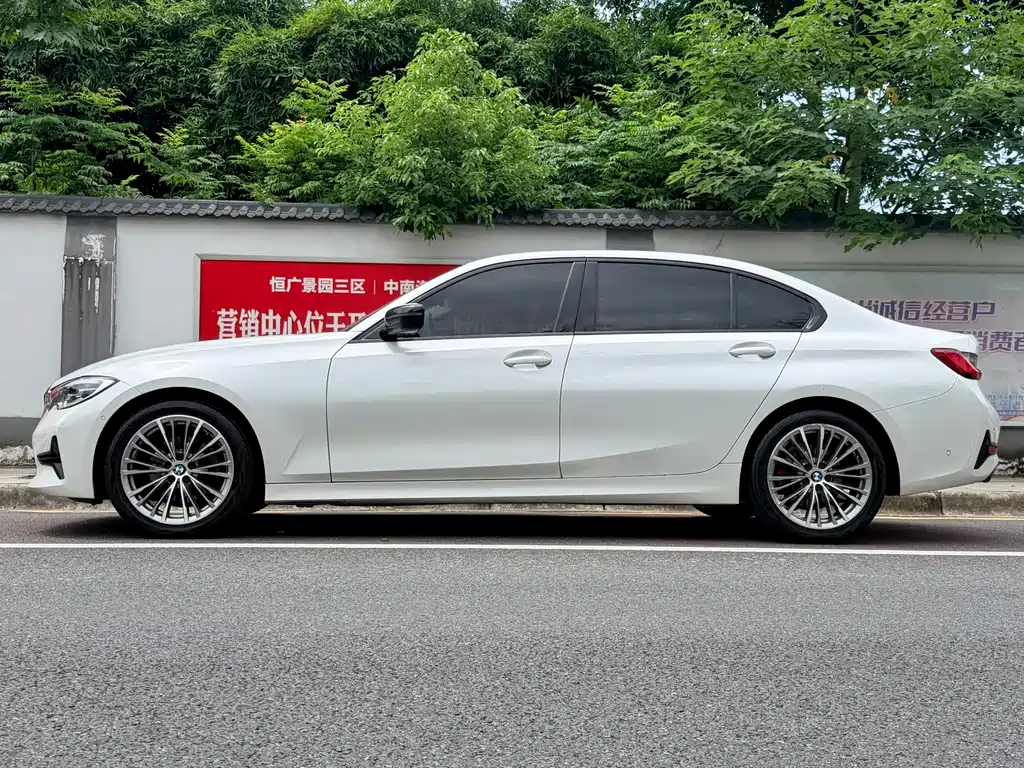 BMW 3 Series 2019