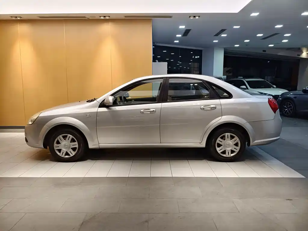 Buick Excelle 2013