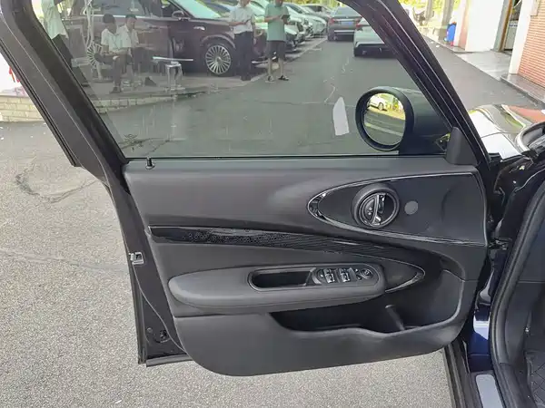 MINI Clubman 2023