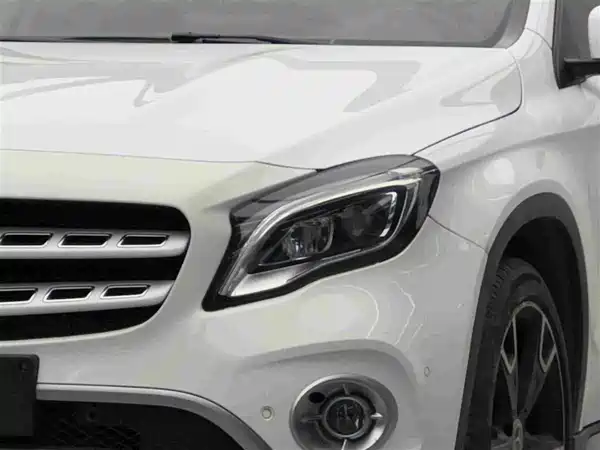 Mercedes-Benz GLA 2018