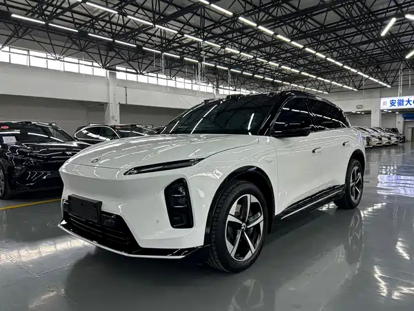 NIO ES6 2025