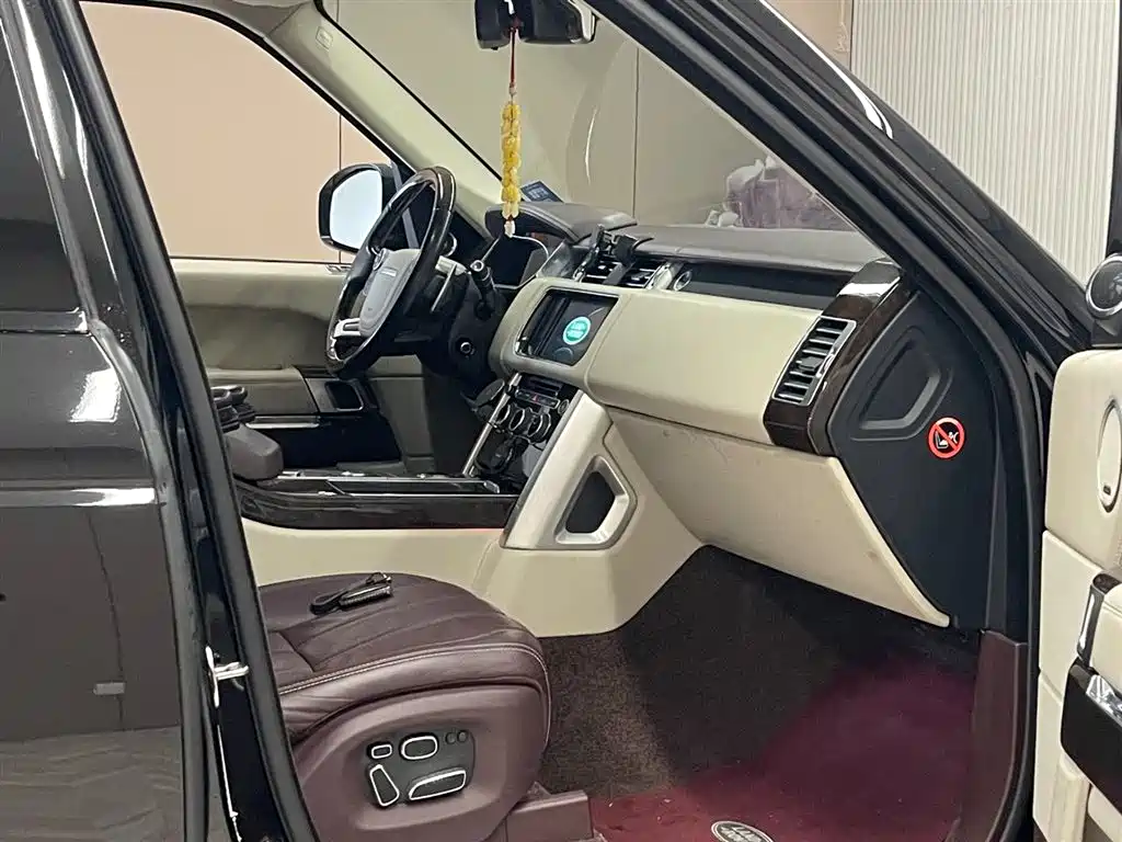 Land Rover Range Rover 2015 — фото 12