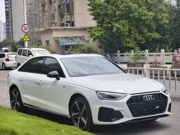 Audi A4L 2025