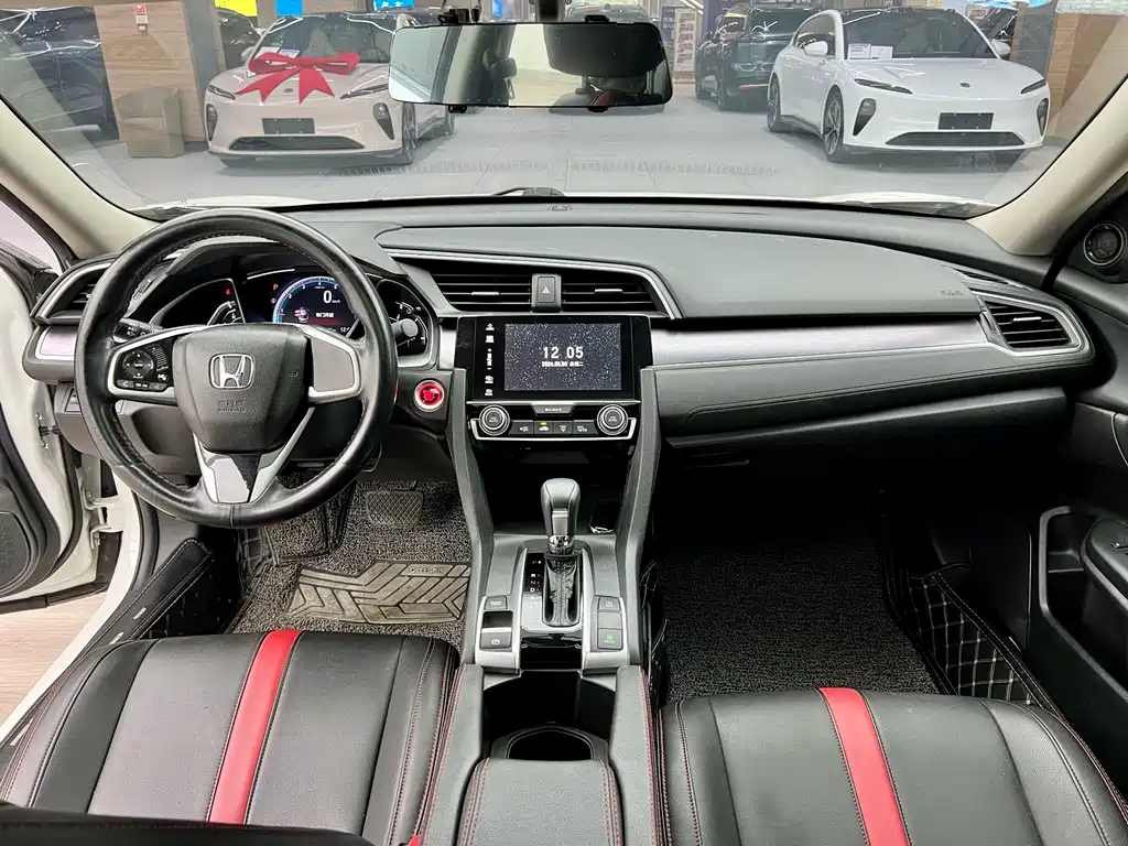 Honda Civic 2019 — фото 14