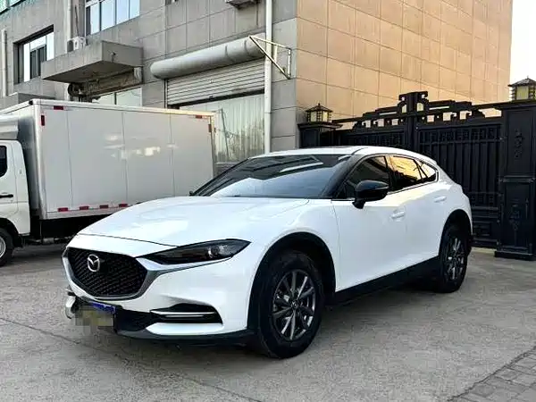 Mazda CX-4 2022