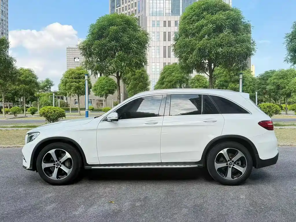 Mercedes-Benz GLC 2016