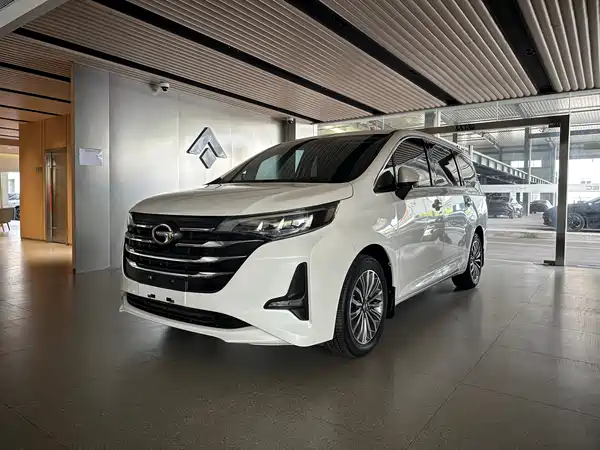 GAC Trumpchi M6 2020