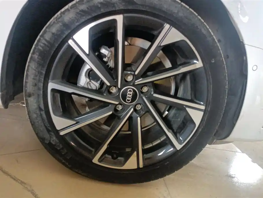 Audi A4L 2022