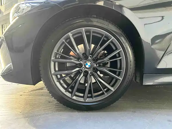 BMW 3 Series 2024