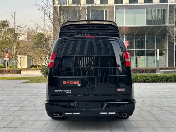 GMC SAVANA 2017