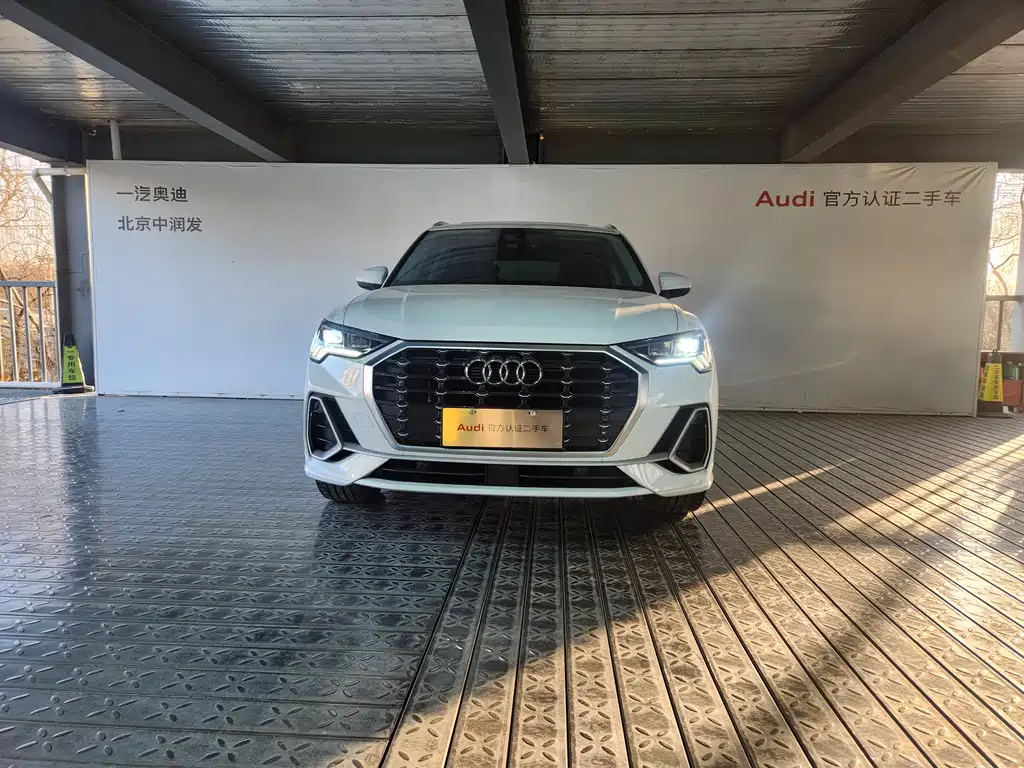 Audi Q3 2023 — фото 2