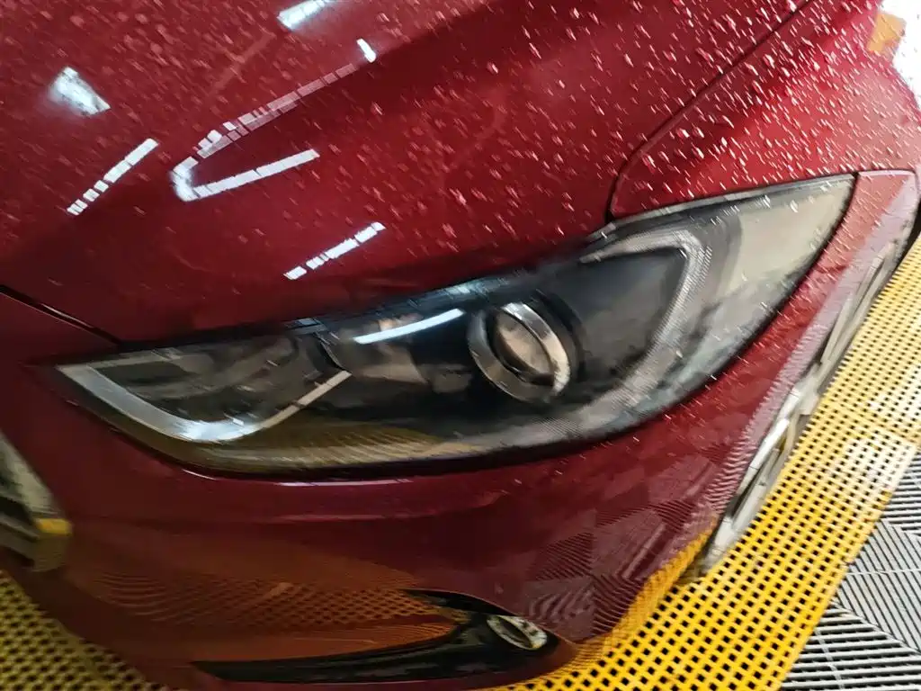 Hyundai Elantra 2018 — фото 24
