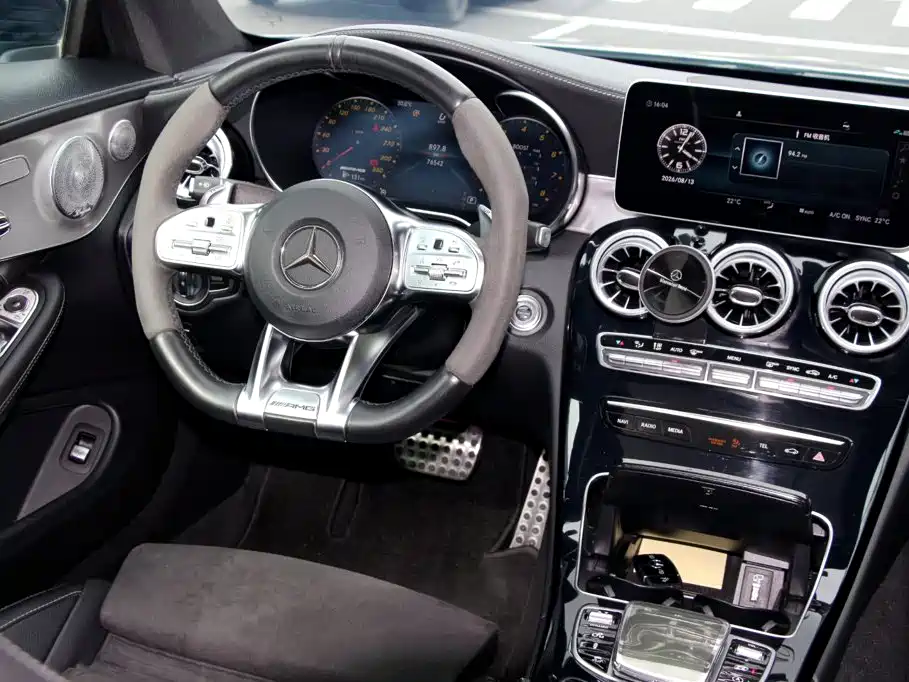 Mercedes-Benz C-Class AMG 2019 — фото 16