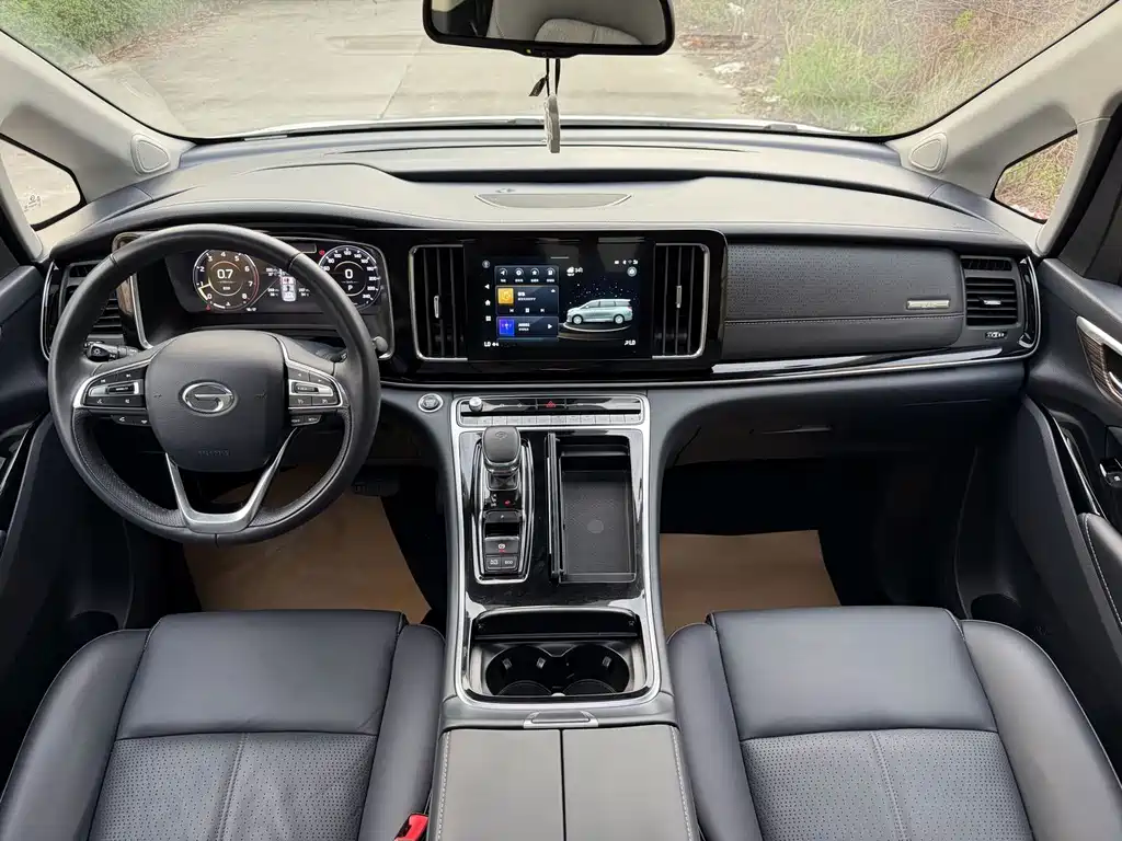 GAC Trumpchi M8 2021 — фото 17