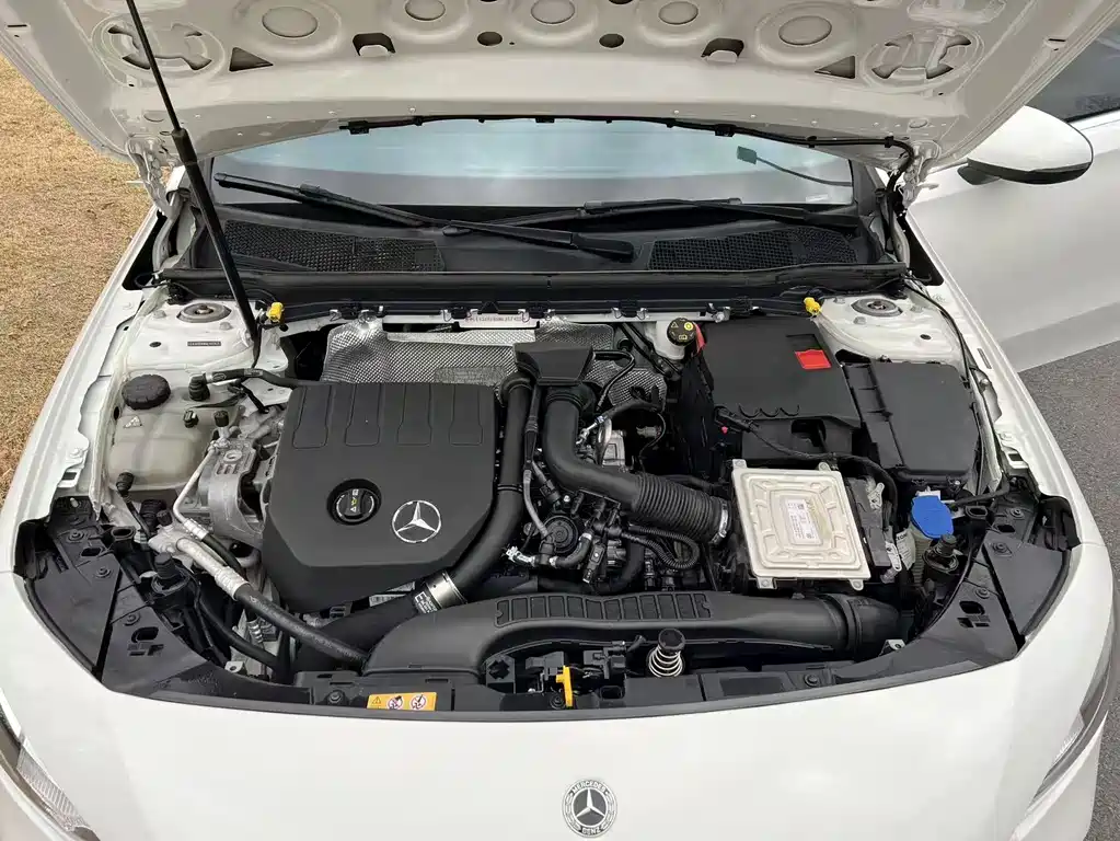 Mercedes-Benz A-Class 2021 — фото 15