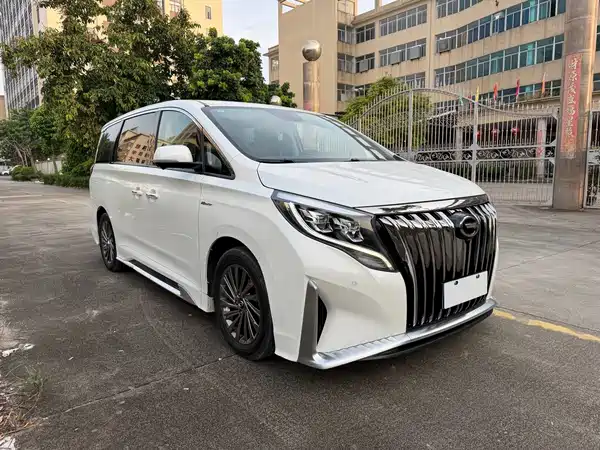 GAC Trumpchi M8 2021