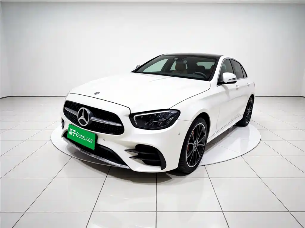 Mercedes-Benz E-Class 2022