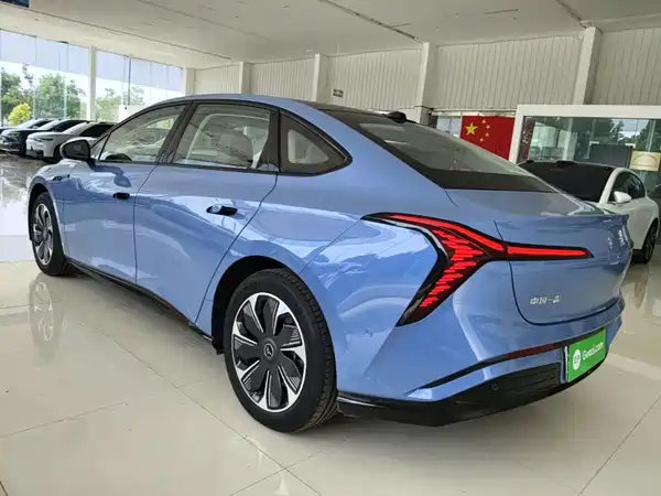Hongqi Tiangong 05 2025