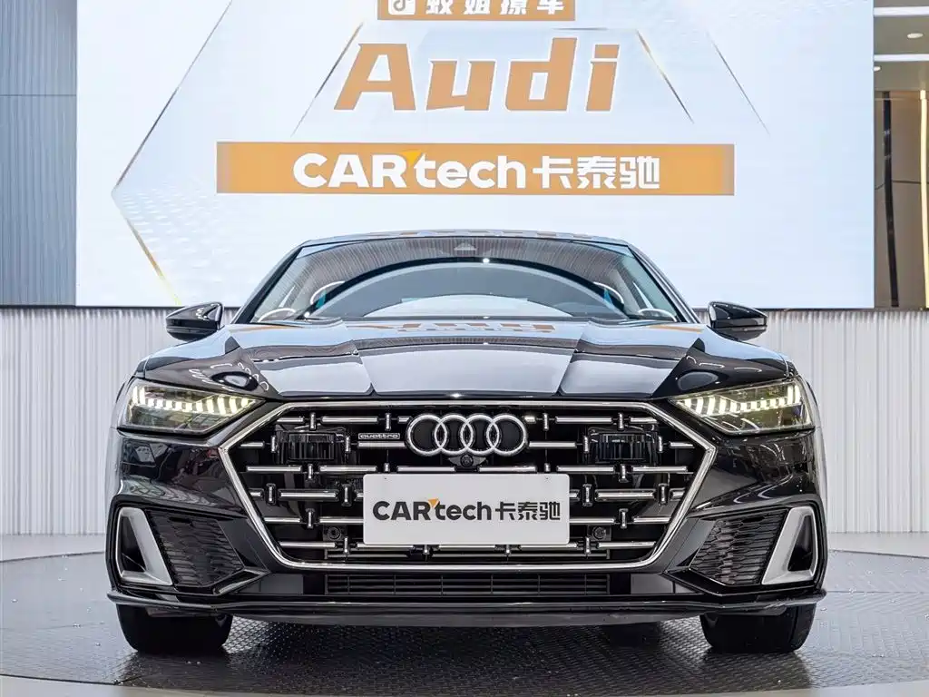 Audi A7L 2024 — фото 1