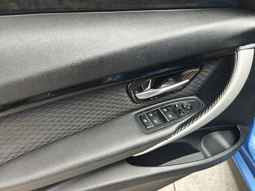 BMW 3 Series 2017
