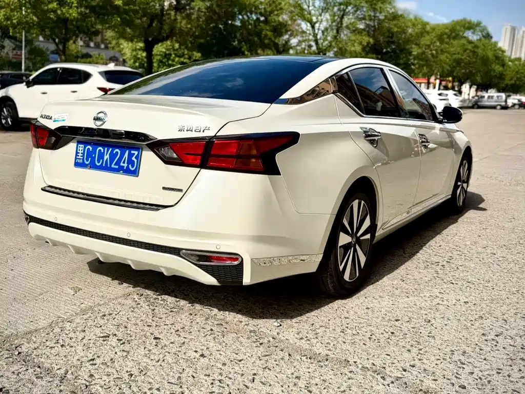 Nissan Teana 2021