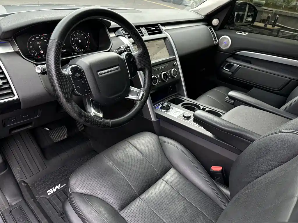 Land Rover Discovery 2020 — фото 12
