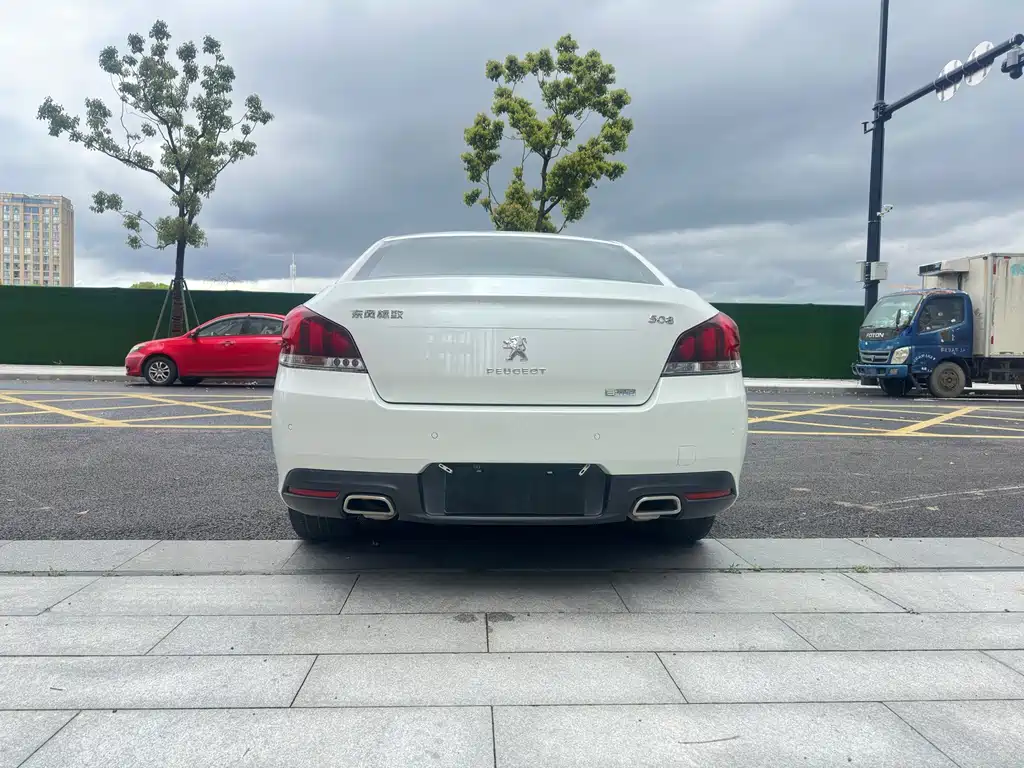 Peugeot 508 2017 — фото 6