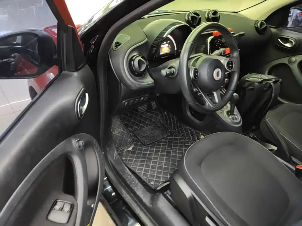 smart Forfour 2018 — фото 16
