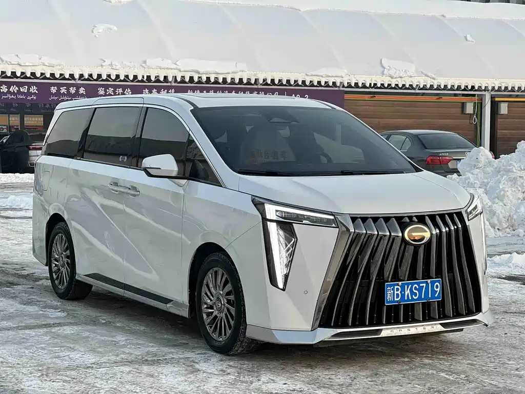 GAC Motor Trumpchi M8 2023 — фото 3