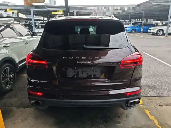 Porsche Cayenne 2017