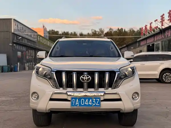 Toyota Prado 2015