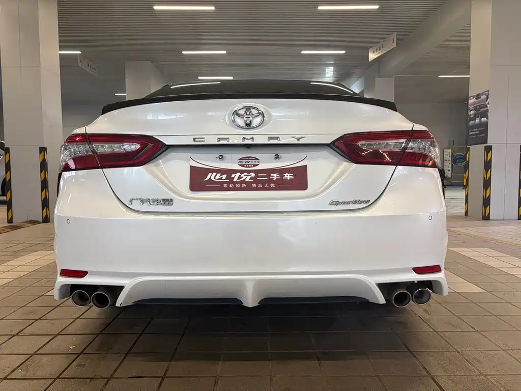Toyota Camry 2021 — фото 15
