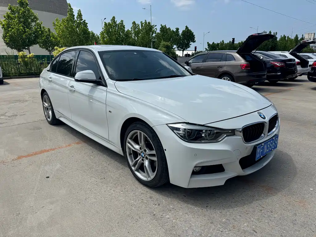 BMW 3 Series 2019 — фото 2