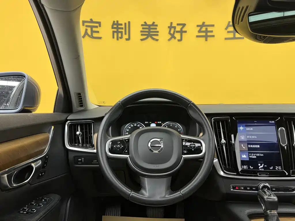 Volvo S90 2018 — фото 10
