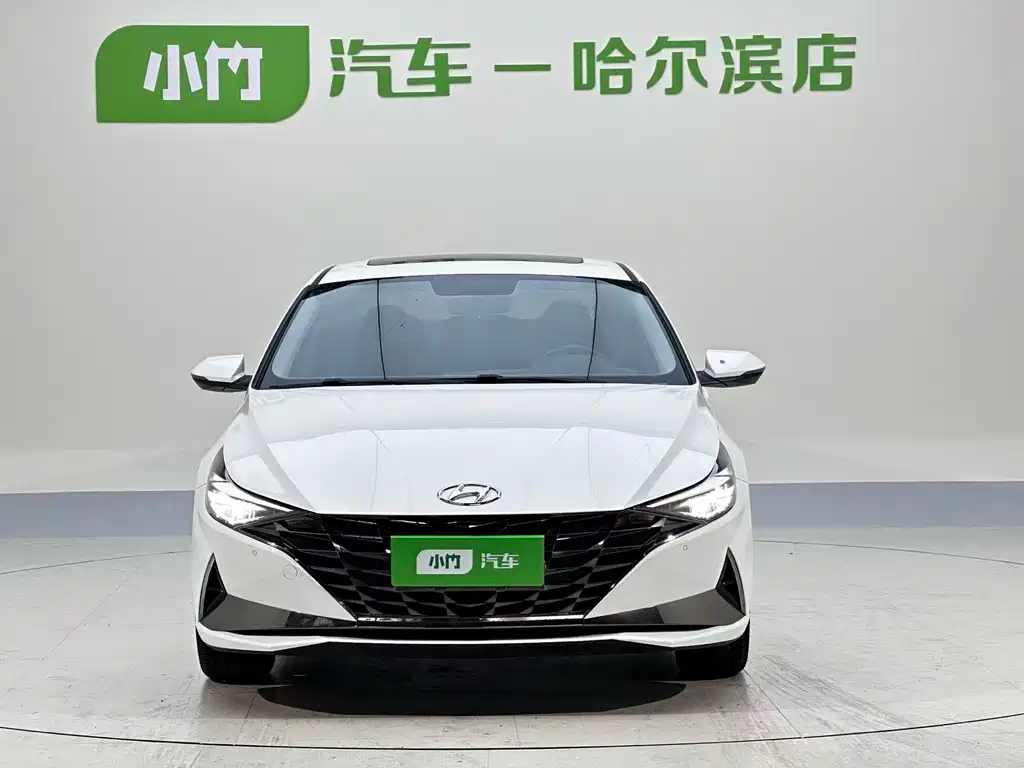 Hyundai Elantra 2023
