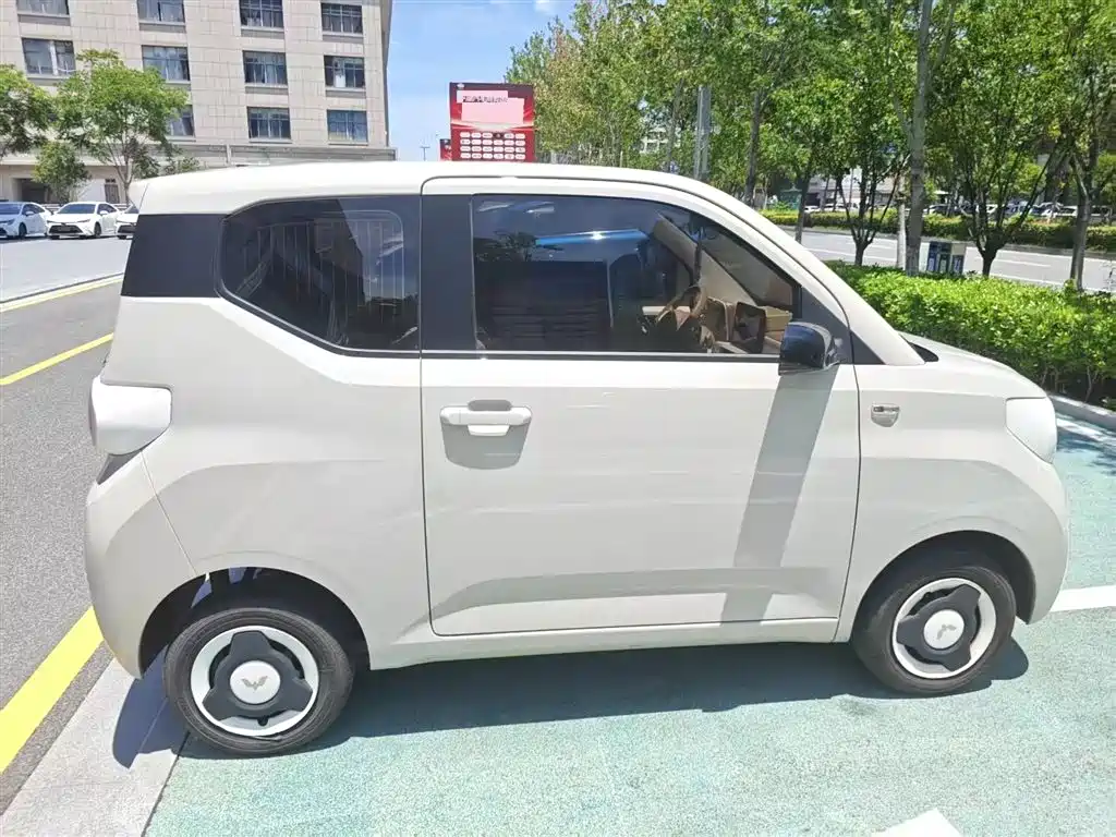 Wuling MINIEV 2024