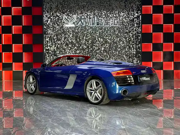 Audi R8 2016