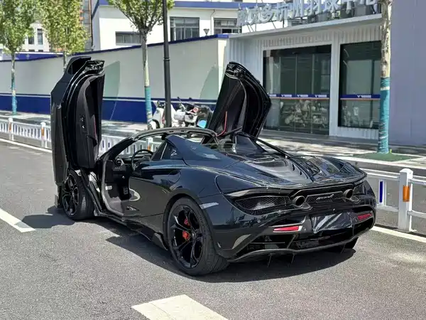 McLaren 720S 2019