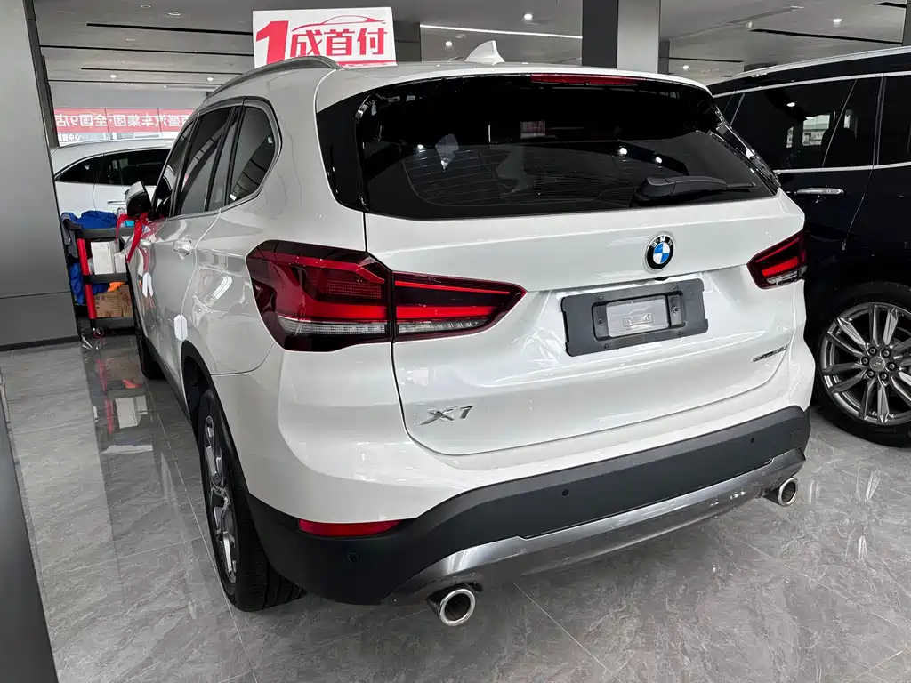 BMW X1 2022 — фото 13