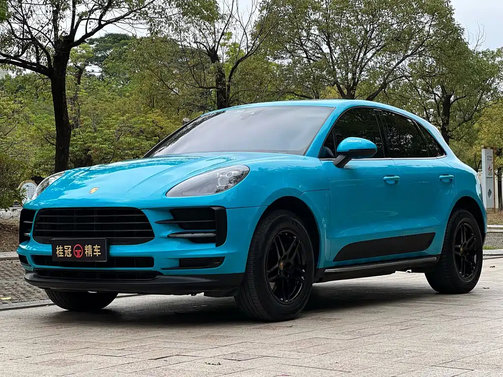 Porsche Macan 2019 — фото 1