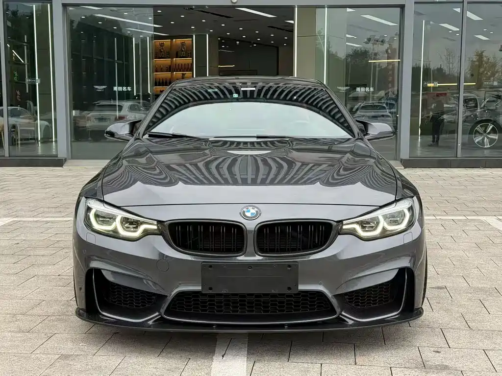 BMW M4 2018