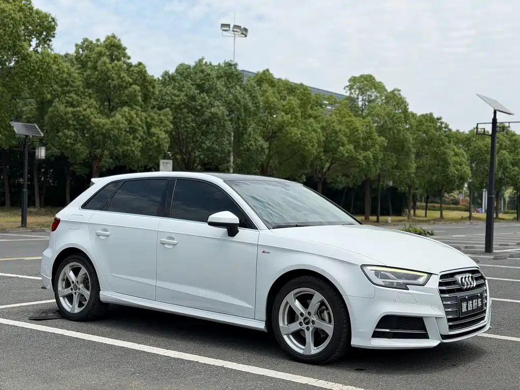 Audi A3 2020 — фото 2