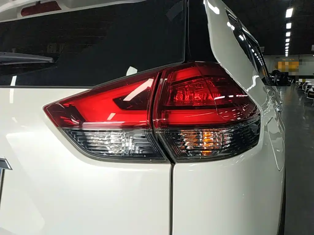 Nissan X-Trail 2020 — фото 8
