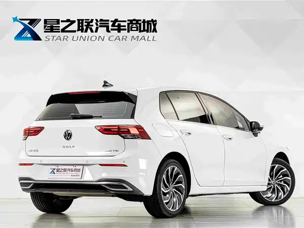 Volkswagen Golf 2021