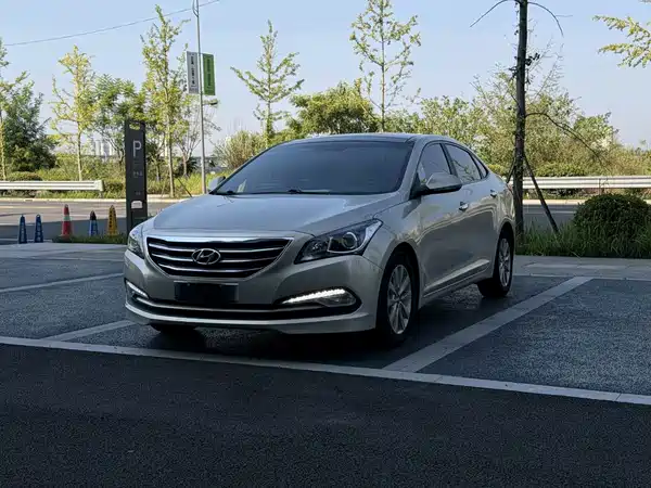 Hyundai Mistra 2015