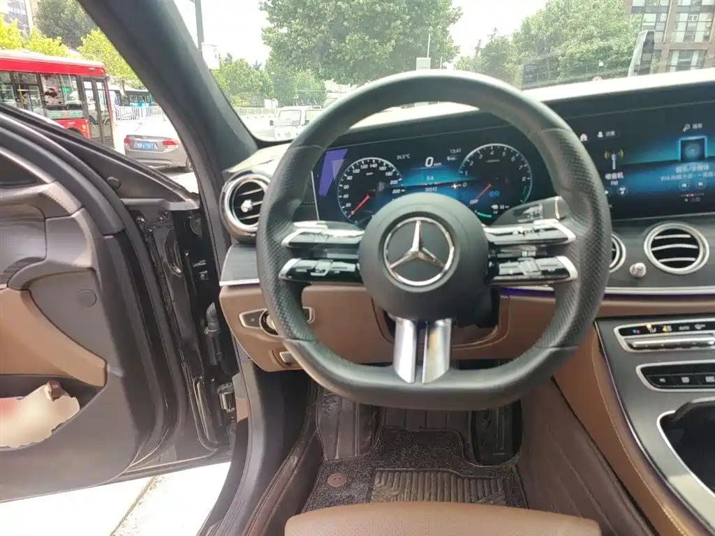 Mercedes-Benz E-Class New Energy 2022 — фото 11